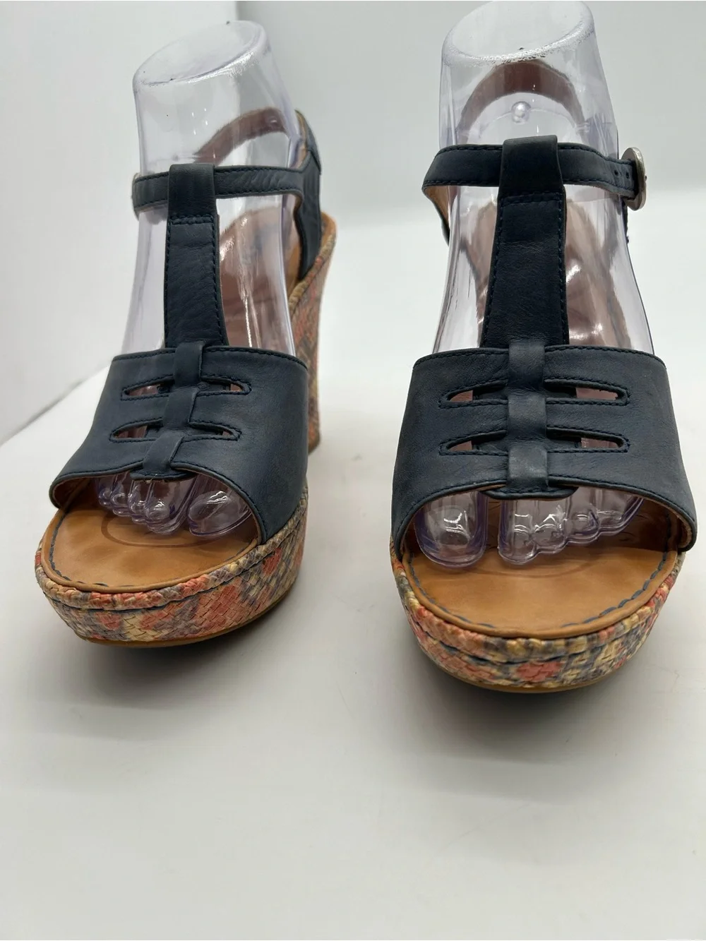Born Rebecca Navy Leather T strap Wedge Sandals size 8